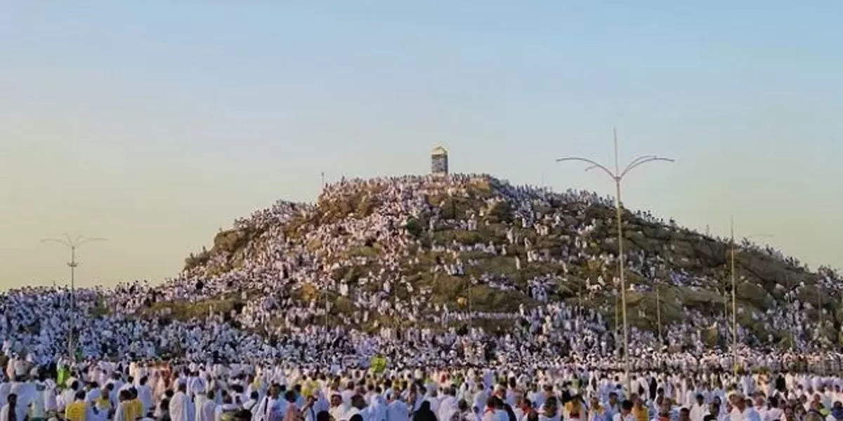 Ilustrasi suasana di padang Arafah.  (konevi/pixabay)