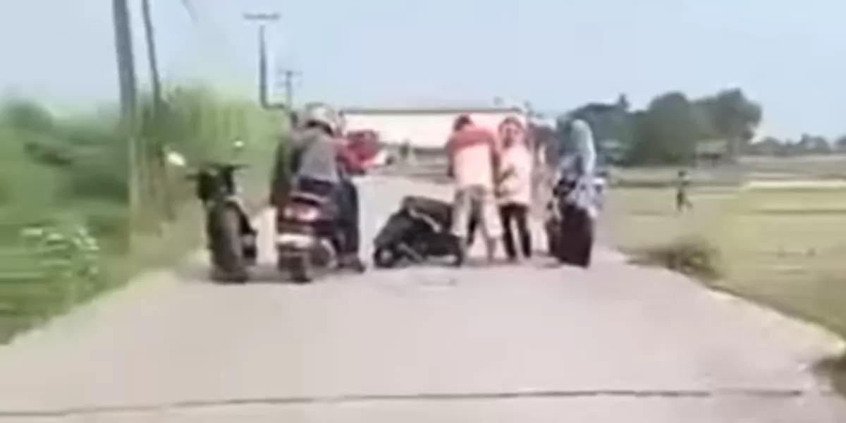 Seorang pegawai bank keliling nyaris dibegal di wilayah Karangbahagia, Kabupaten Bekasi, Kamis (28/5/2026). (instagram/liputancikarang)