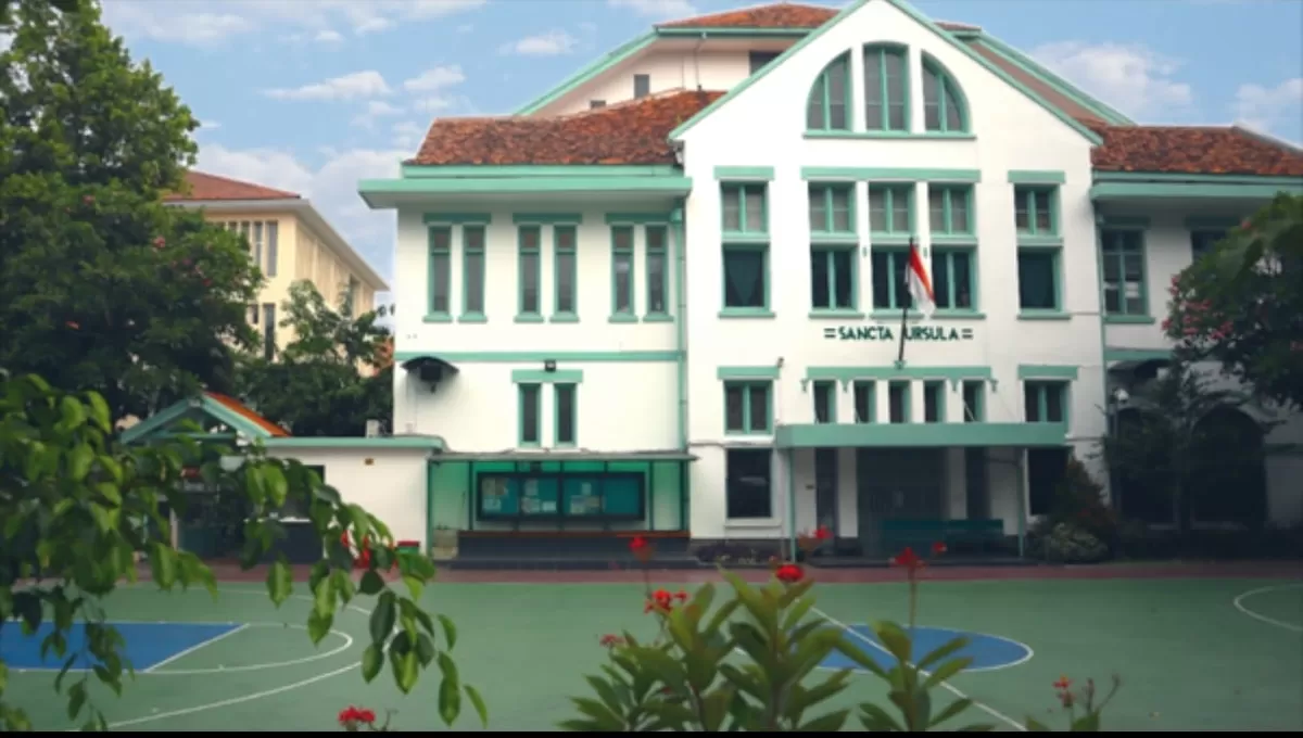 SMP SANTA URSULA JAKARTA