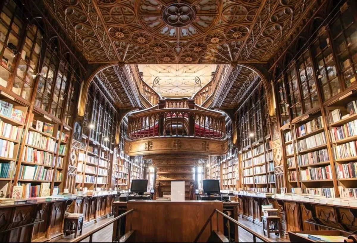 Dari arsitektur yang memukau hingga koleksi jutaan buku, inilah deretan perpustakaan terbaik di dunia yang wajib masuk daftar destinasi impian para pecinta literasi.