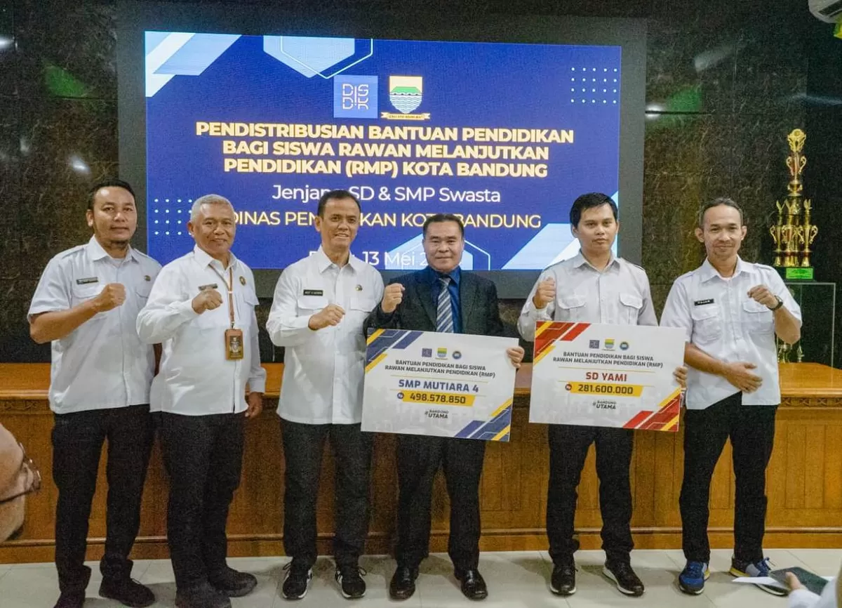 Icon Disdik SPMB 2026, Disdik Kota Bandung Distribusikan Bantuan Pendidikan RMP ...