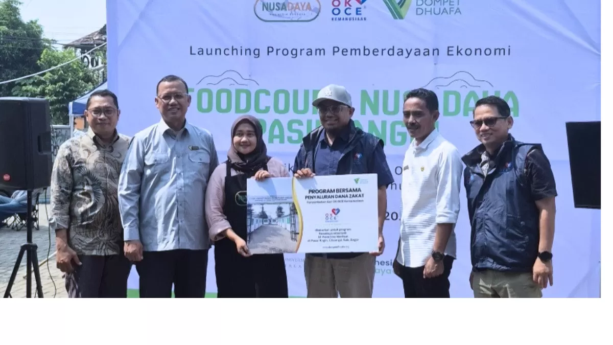 Sebanyak 10 pelaku UMKM menjadi penerima manfaat dan menempati 10 kontainer usaha yang telah disiapkan di area Foodcourt Nusadaya Pasirangin (Foto: OK OCE Kemanusiaan)