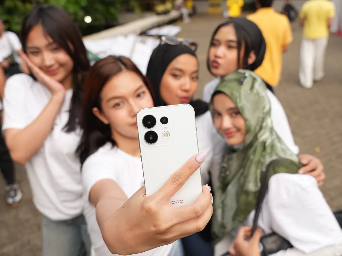 Swaa foto dengan OPPO Reno16 F 5G Eco Pack  (oppo indonesia)
