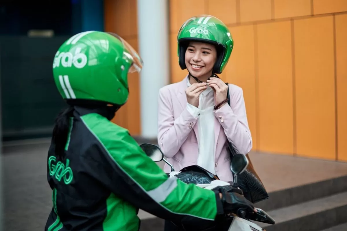 Grab increases its Holiday Bonus program and launches Umrah rewards for top drivers ahead of Eid 2026. (Photo:JD/Grab Indonesia