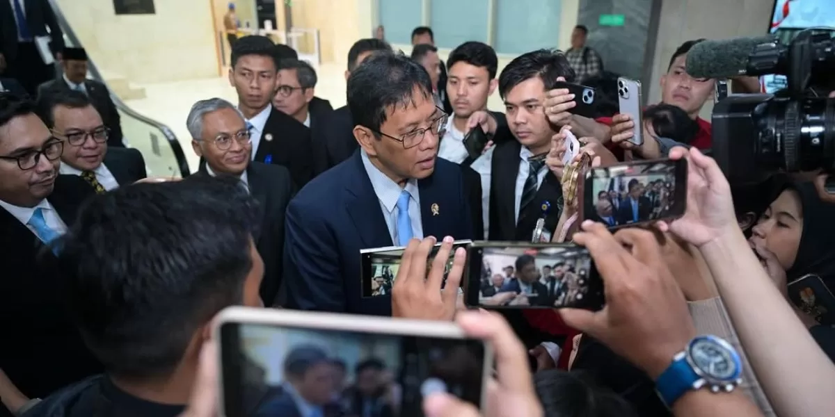 Finance Minister Purbaya Yudhi Sadewa dismisses rumors that he plans to resign from his post. (Instagram/@menkeuri)
