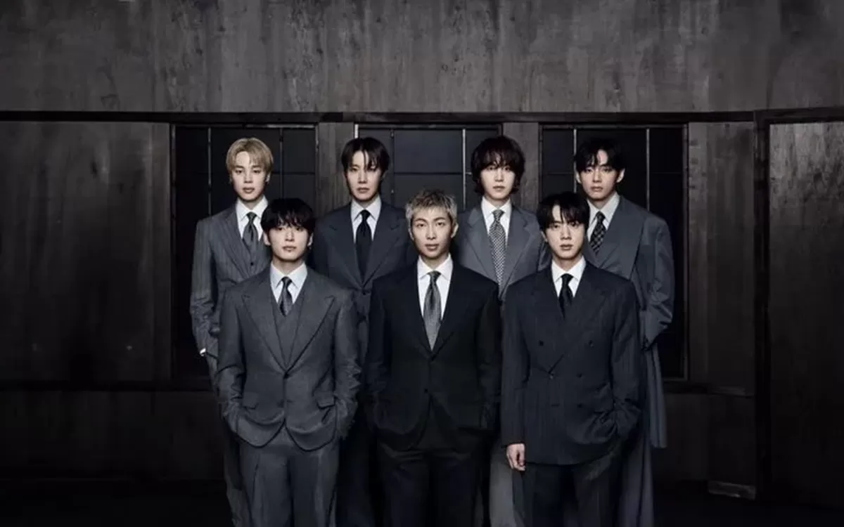 BTS  (BigHit)