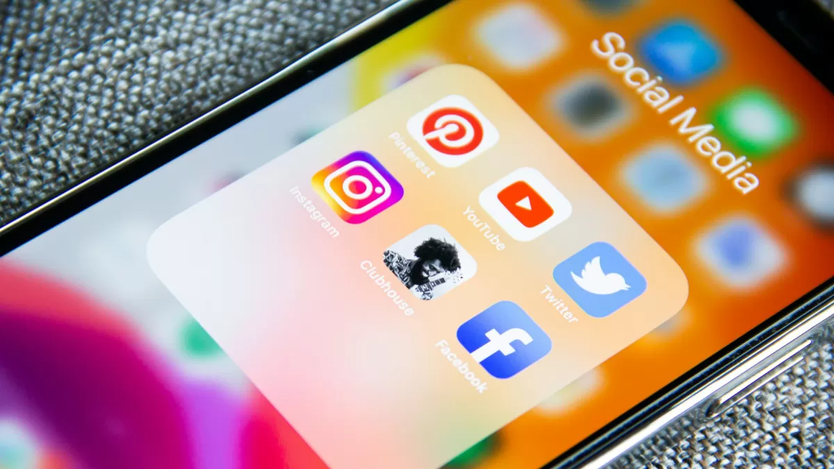 Pemerintah panggil Google dan Meta guna pastikan kepatuhan PP TUNAS demi menjamin keamanan digital bagi 70 juta anak di seluruh Indonesia. (Foto Ilustrasi/Unsplash)