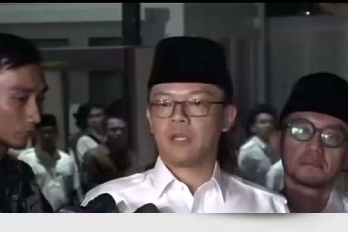 Sekjen Gerindra angkat bicara soal atribut partai (Dok. Instagram/ @feedgramindo)
