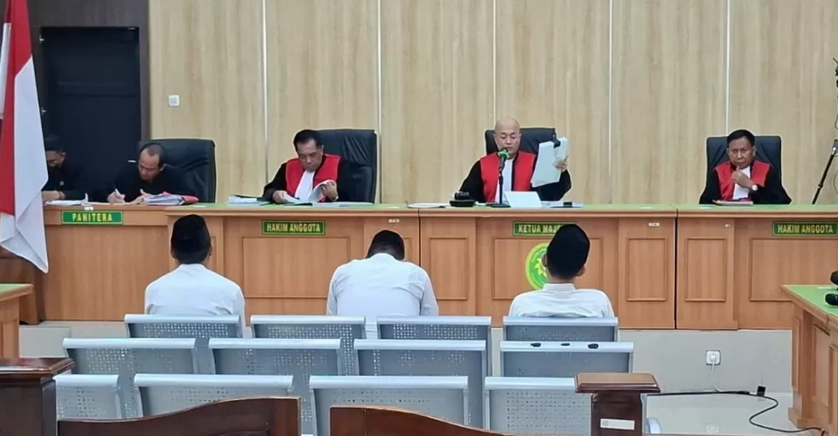Kades Dusun Tengah, Kabupaten Seluma, dijatuhi hukuman 2,5 tahun penjara dalam dugaan kasus korupsi dana desa. (Foto: Instagram @bengkuluinfo)