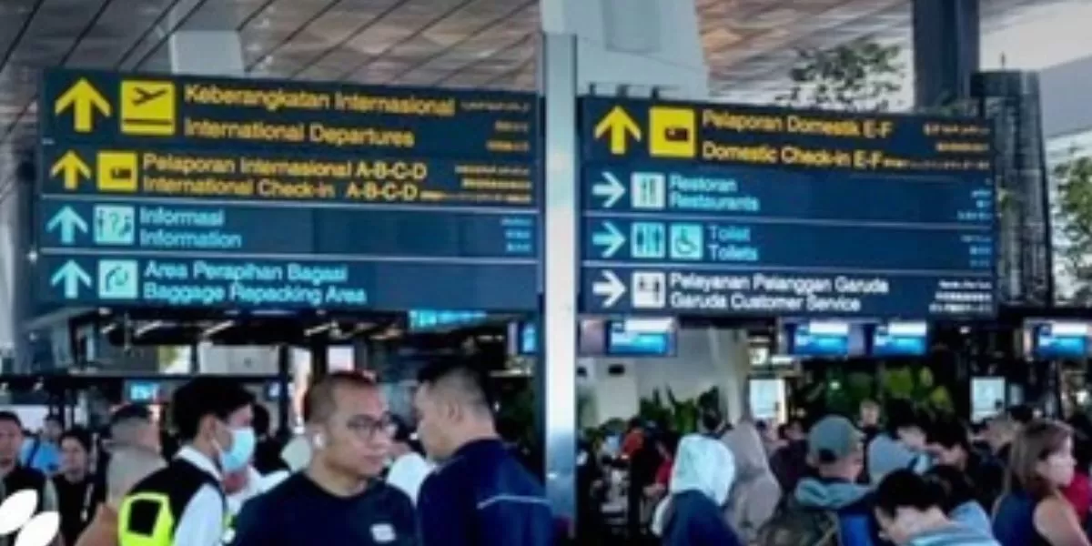 Erupsi Gunung Anak Krakatau Meningkat, Penutupan Bandara Soetta Diperpanjang Hingga Sore Ini