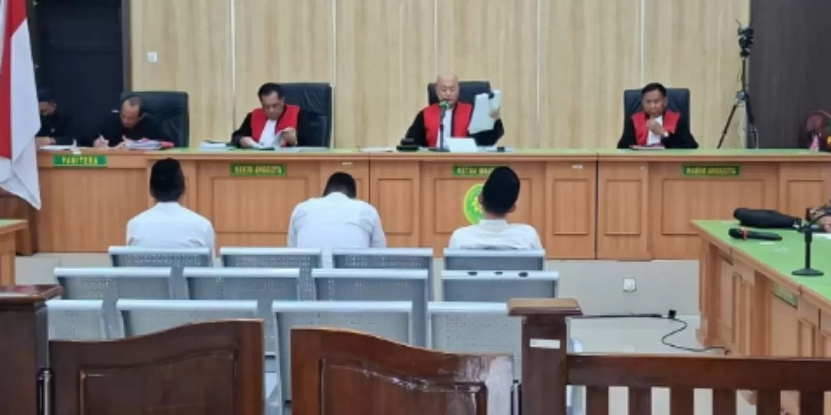 Menyoroti kasus korupsi yang menjerat Kepala Desa di Bengkulu yang tersandung kasus korupsi Rp577 juta hingga divonis 2,5 tahun penjara. (Instagram.com/@bengkuluinfo)