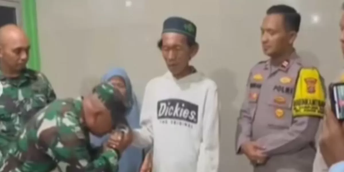Menyoroti permohonan maaf oknum polisi dan TNI yang sempat menuduh pedagang es jadul hingga viral di medsos. (Instagram.com/@pembasmii.kehaluan)