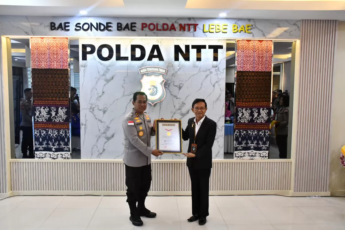 Polda NTT Raih Rekor MURI Terapi USEFT Massal