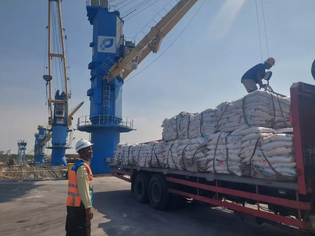 Kinerja Pelabuhan Gresik Tumbuh Positif di Semester I - 2026