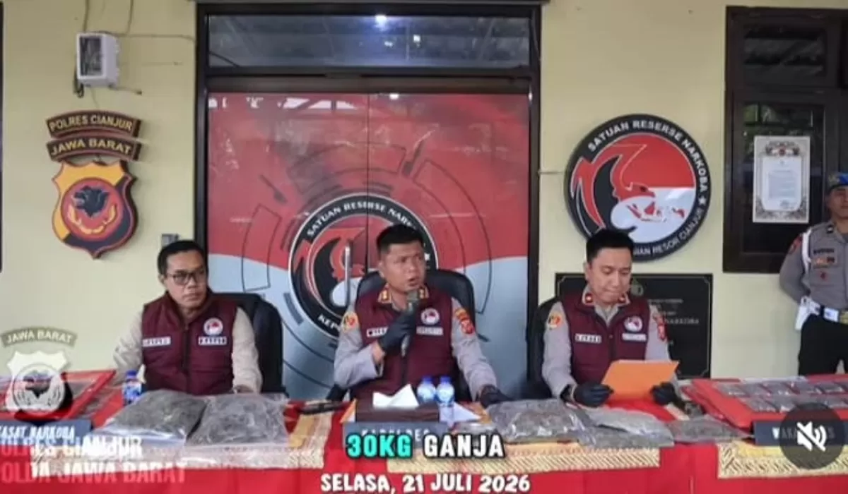 Diperkirakan Selamatkan 30 Ribu Jiwa, Polres Cianjur Gagalkan Peredaran 14,8 Kilogram Ganja