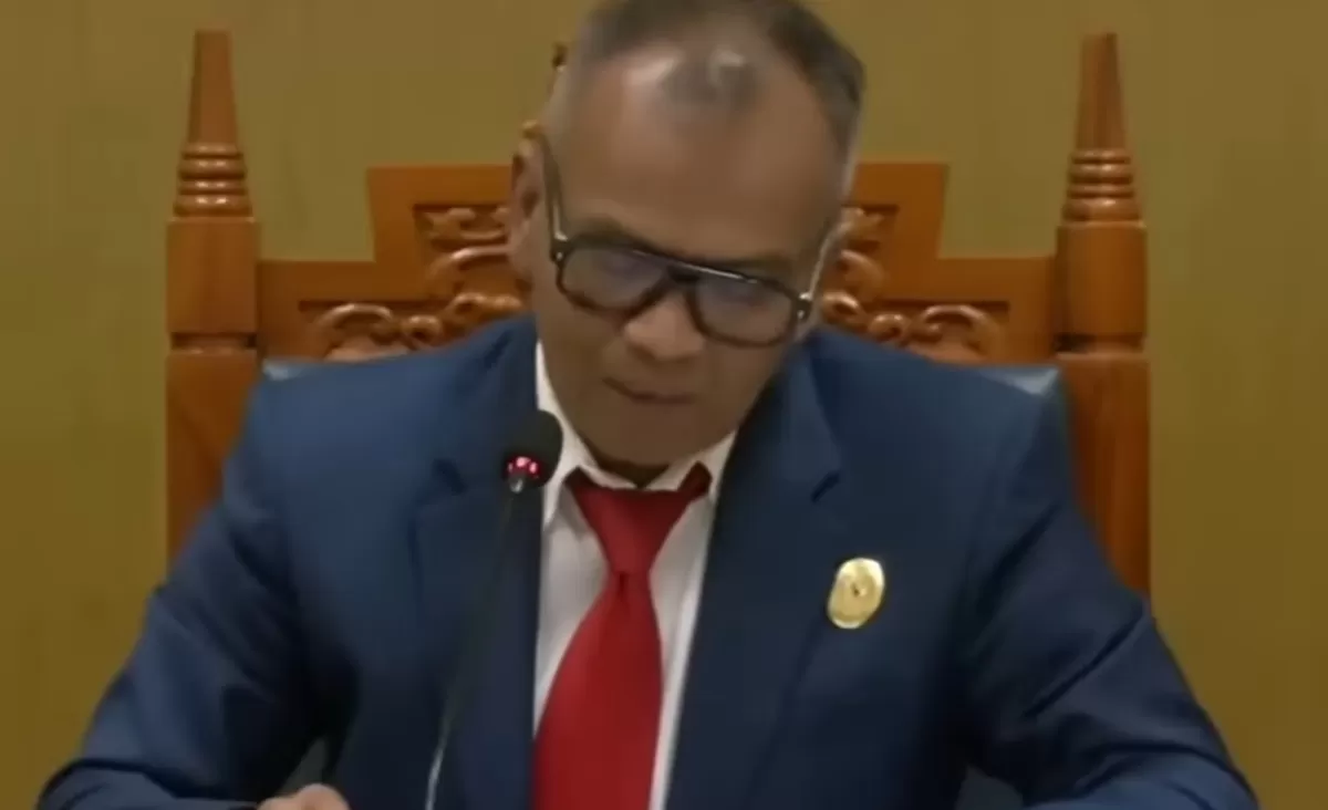  Hakim KIP Kabulkan Permohonan Bonatua Silalahi (Tangkap layar YouTube Hersubeno Point)