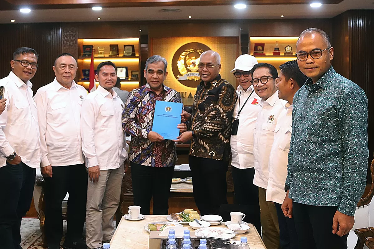 Pertemuan pengurus PWI Pusat dengan Ketua MPR-RI, Ahmad Muzani, di Gedung DPR/MPR, Senayan, Jakarta, Selasa (13/1/2026) sore. (f: Ist)