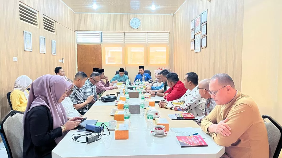 RUPS-LB PT Sarana Pembangunan Riau (SPR) Perseroda yang digelar Jumat (23/1/2026) pagi diskors sementara. (f: istimewa)