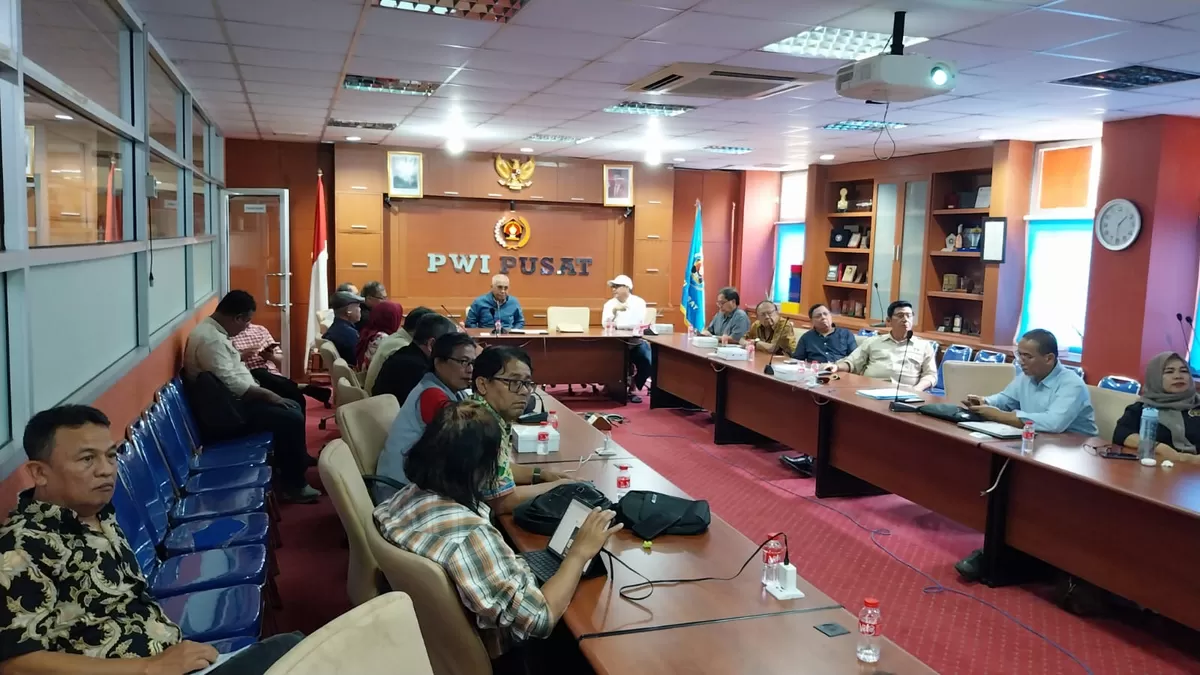 PWI Pusat menggelar rapat pengurus bersama Panitia HPN 2026. (f: Ist)