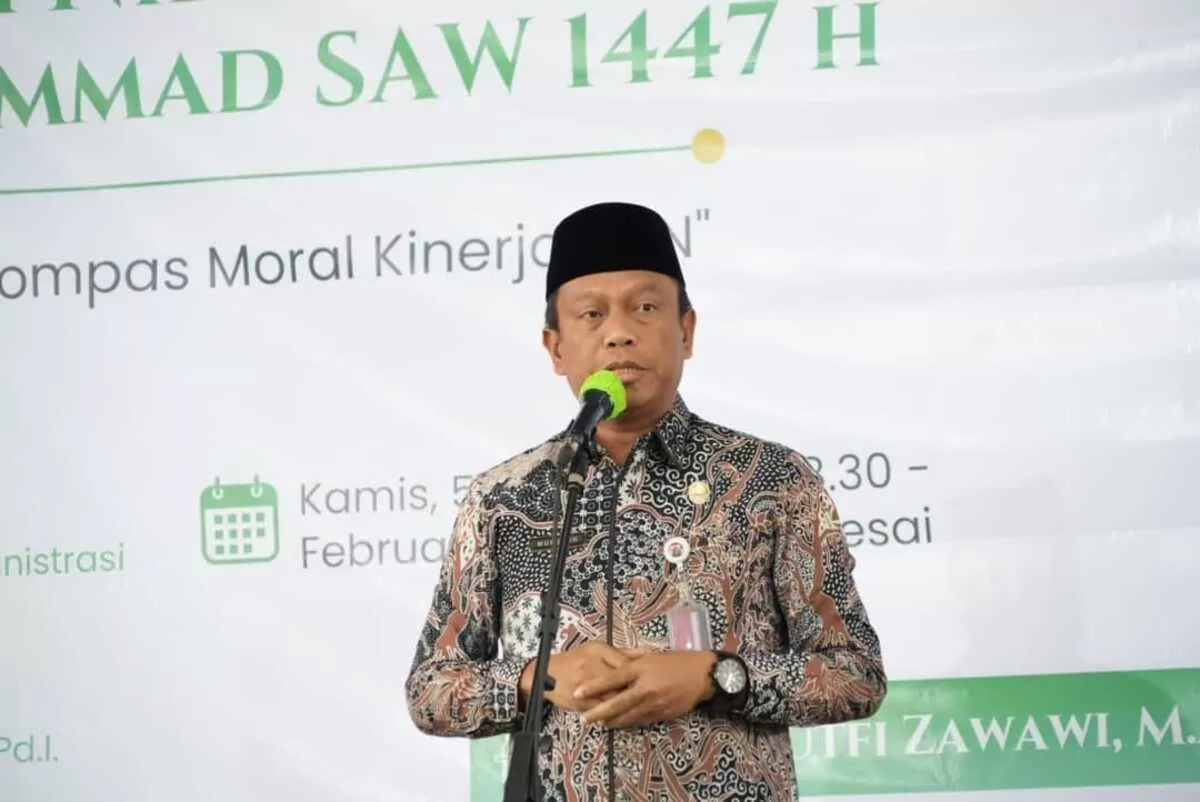Walikota Administrasi Jakarta Timur, Munjirin,&nbsp; menghadiri kegiatan Aktualisasi Nilai-Nilai Isra Miraj Nabi Muhammad SAW 1447 Hijriah di Masjid Baitul Muhyi, Kantor Walikota Administrasi Jakarta Timur, Kamis (5/2/2026). (f: ist)