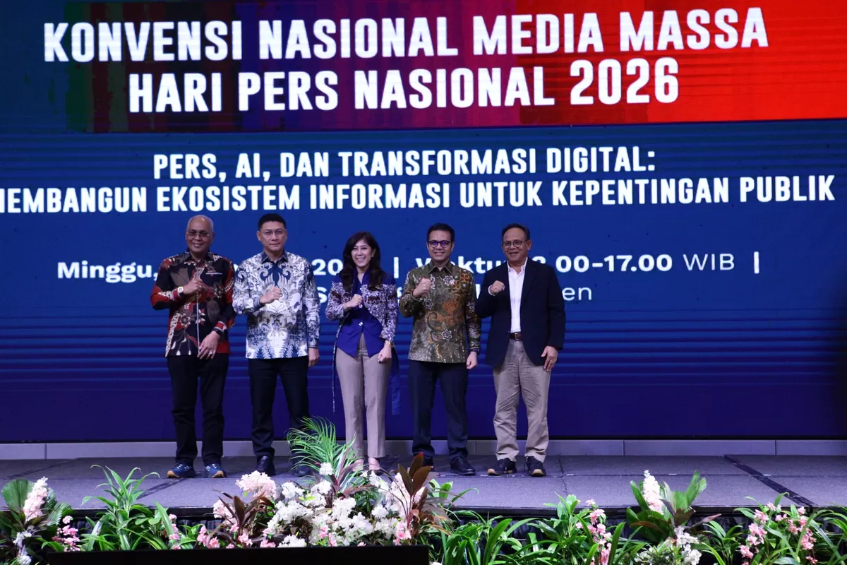 Menkomdigi Meutya Hafid secara resmi membuka Konvensi Nasional Media Massa dalam rangka HPN 2026 di Hotel Aston Serang, Banten, Ahad (8/2/26). (f: ist)