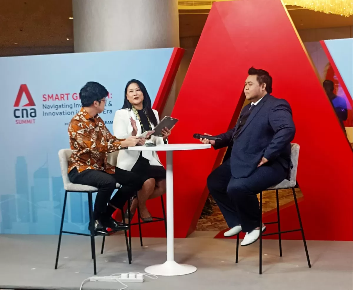 Raine Renaldi, S.IIP., AWP tampil sebagai salah satu narasumber dalam sesi live news CNA Summit 2026. (f: ist)