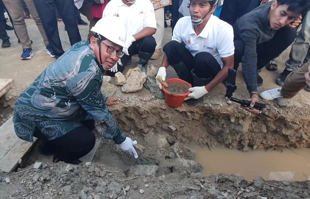 Peletakan batu pertama pembangunan Museum Media Siber Indonesia di Kota Serang  Banten. (f: ist)
