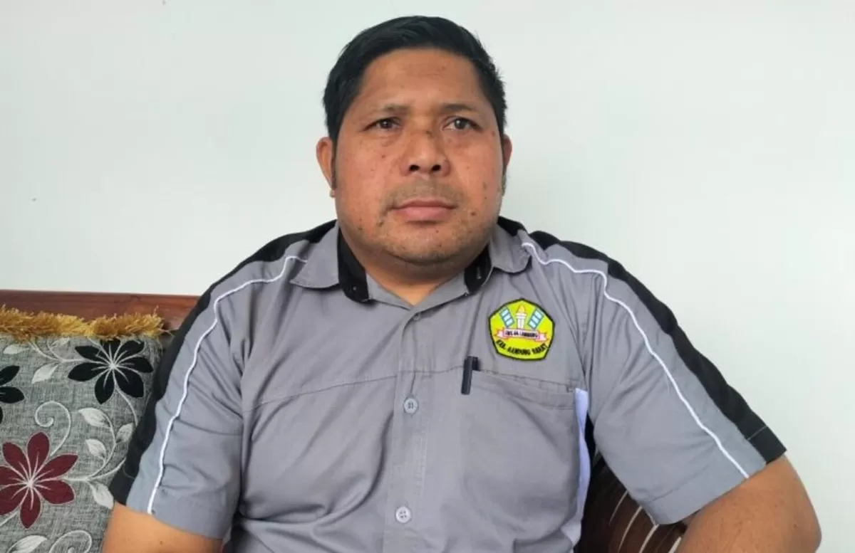 Kepala SMK 45 Lembang, Eman Sulaeman. (f: istimewa)