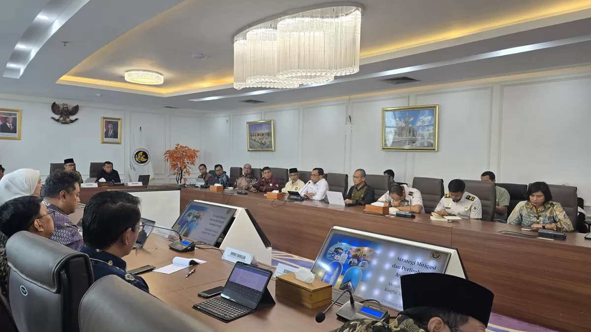 Rapat koordinasi lintas kementerian dan pemangku kepentingan yang dipimpin Kemenhaj di Jakarta, Selasa, 3 Maret 2026. (f: istimewa)