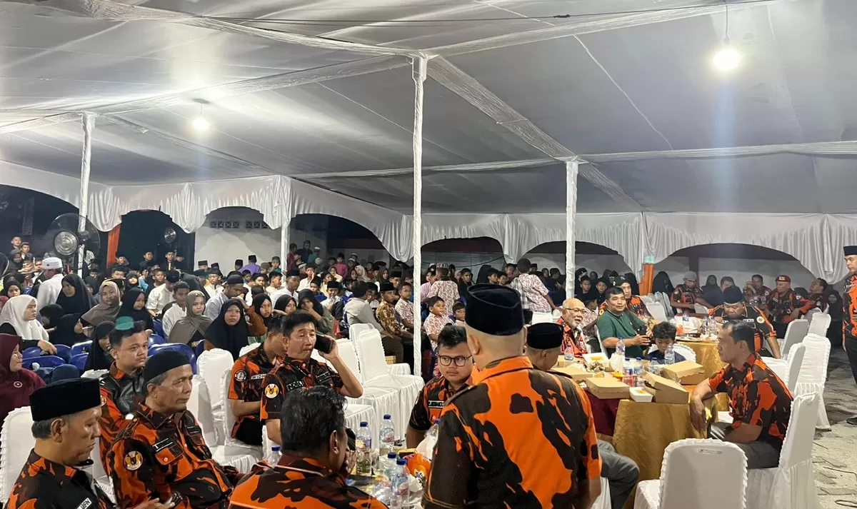 MPW Pemuda Pancasila Provinsi Riau menyantuni sekitar 500 anak yatim dalam kegiatan buka puasa bersama yang digelar pada Kamis, 5 Maret 2026. (f: istimewa)