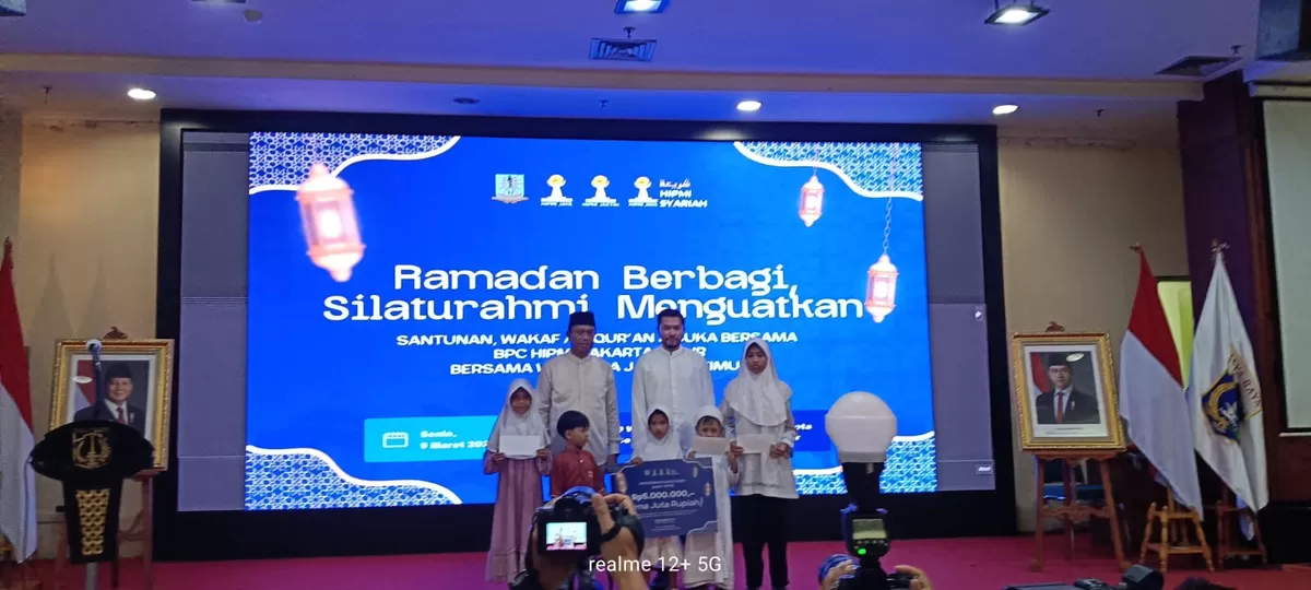 Silaturahmi Ramadan HIPMI Jakarta Timur, Forkopimko Hadir Santuni Anak Yatim. (f: istimewa)