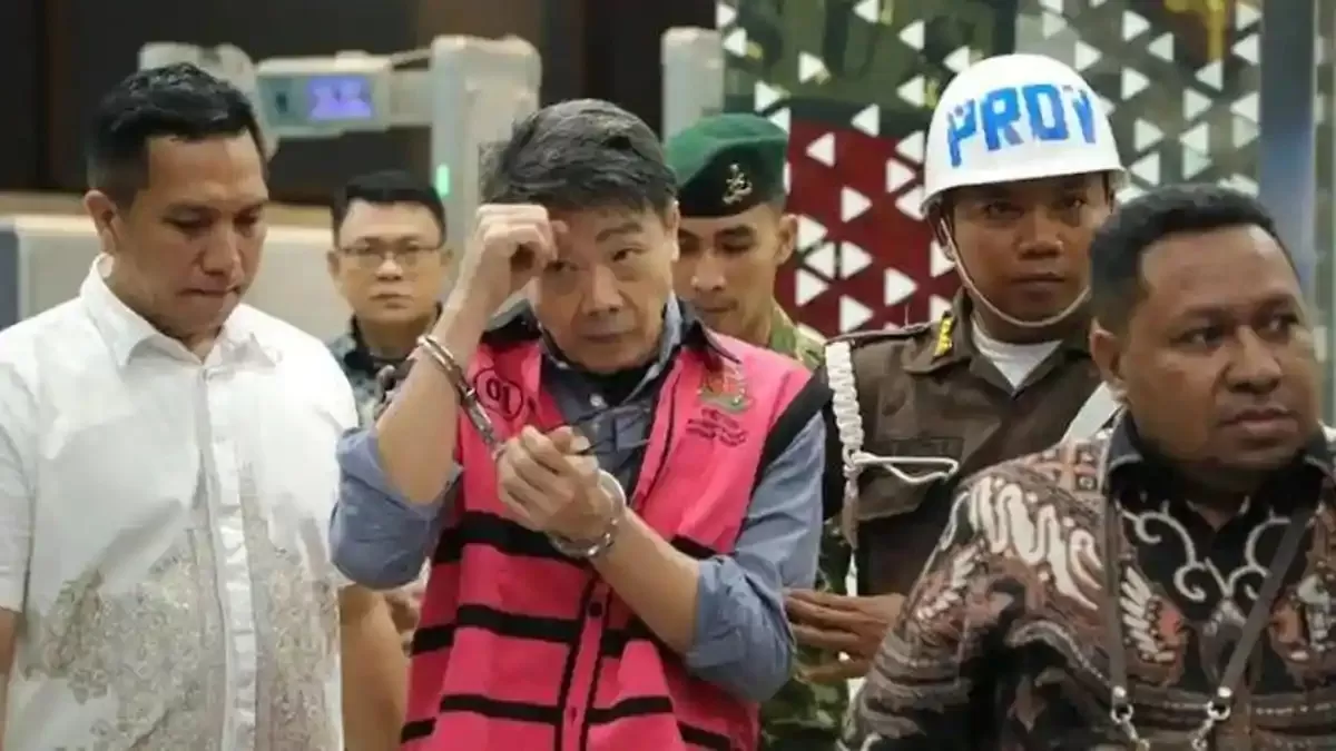 Samin Tan saat ditahan Kejaksaan Agung, pada Sabtu, 28 Maret 2026, sebagai tersangka kasus korupsi pertambangan di Kabupaten Murung, Kalimantan Tengah periode 2016-2025. (f: istimewa)