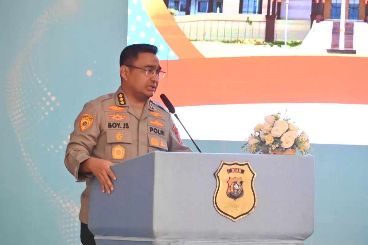 Kepala Biro SDM Polda Riau, Kombes Boy Jeckson Situmorang.