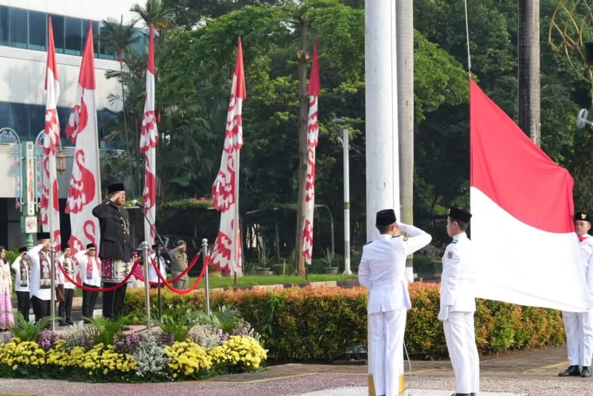 Pemko Administrasi Jakarta Timur memperingati Hardiknas ke-67 di halaman Kantor Wali Kota Jakarta Timur, Senin (4/5/2026).  (f: Ist)