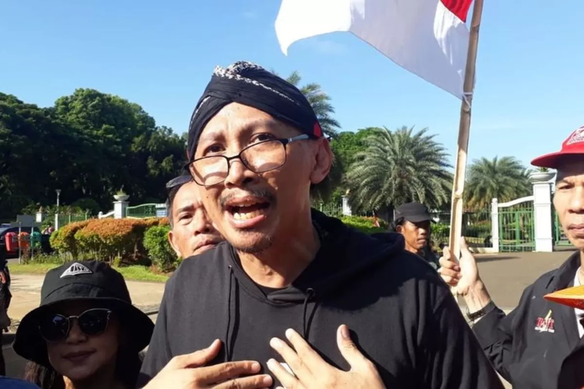 Permadi Arya alias Abu Janda. (f: kompas.com)