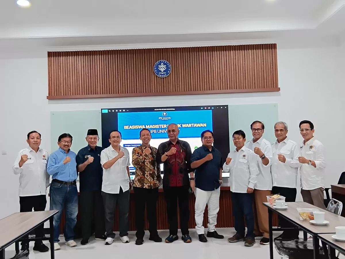 PWI Pusat dan IPB membahas rencana kerja sama program beasiswa S 2 bagi wartawan dalam pertemuan yang berlangsung Selasa 2 Juni 2026.  (f: Ist)
