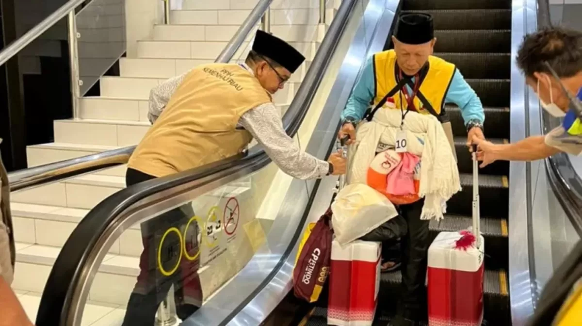 Jemaah haji asal Riau kembali ke Tanah Air. (f: Ist)