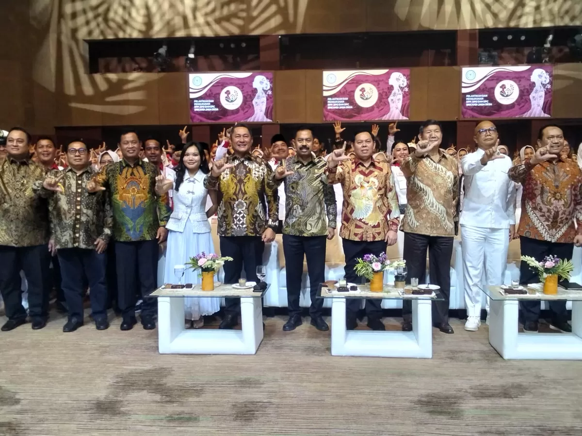 Pelantikan DPP, DPD dan DPC Srikandi Jaga Desa dari seluruh Indonesia di Ballroom The Djakarta Theater, Jakarta, Jumat (3/7/2026). (f: Ist)