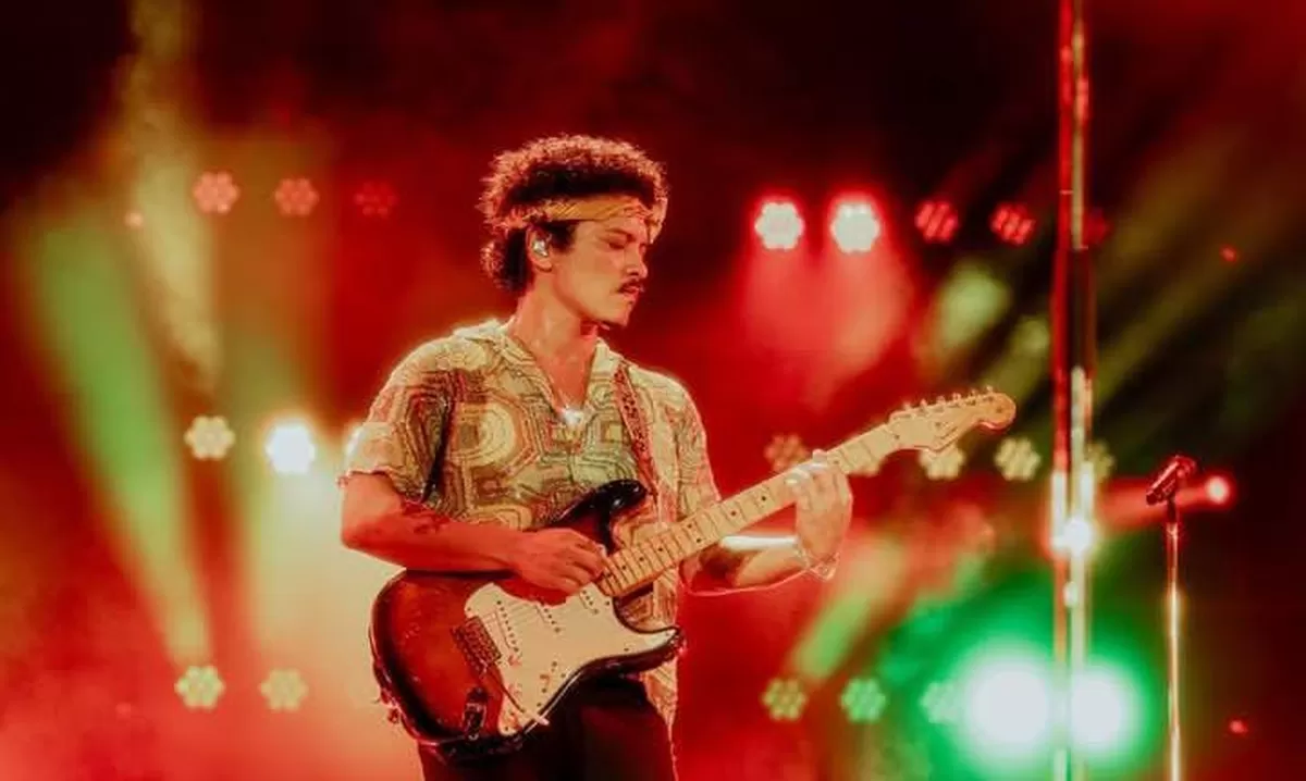 Bruno Mars (instagram/@brunomars)