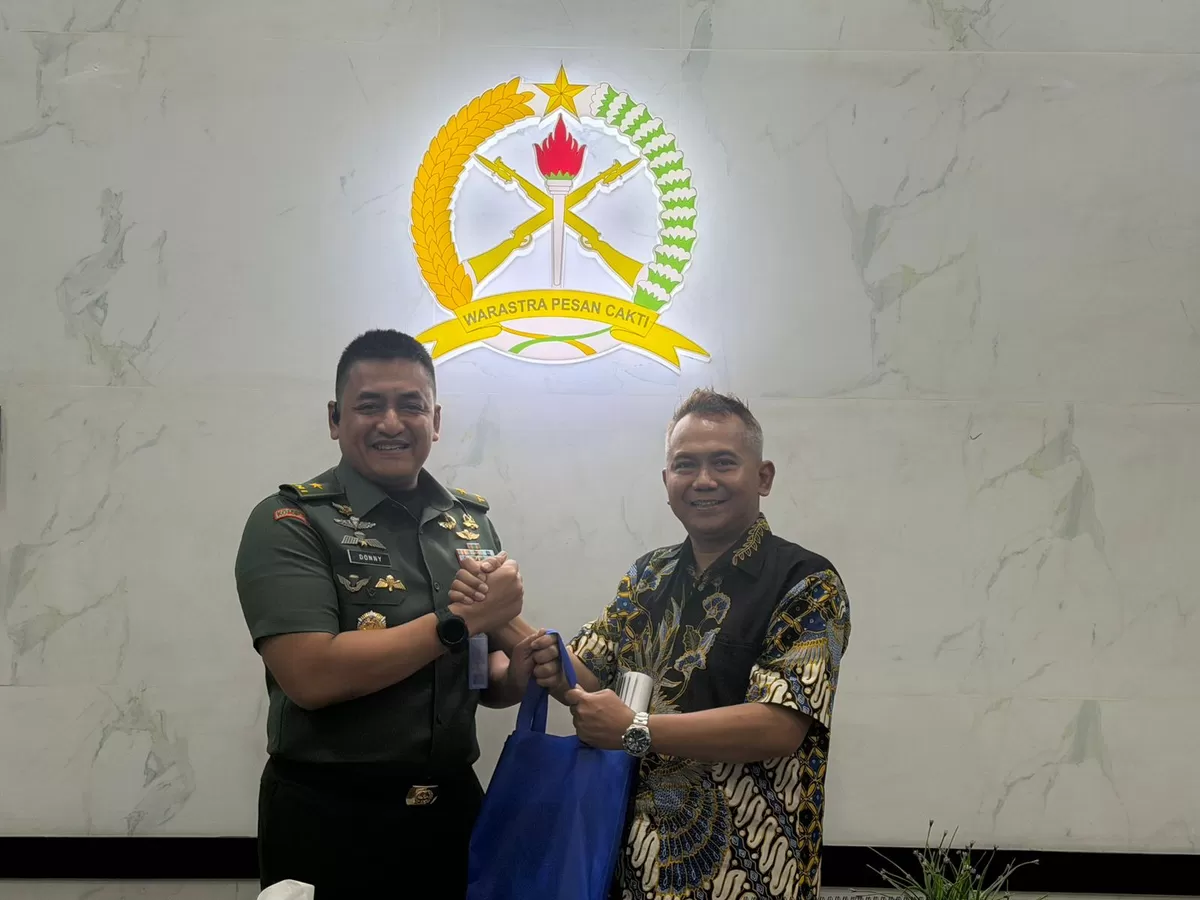 Pertemuan Promedia dan TNI AD di Mabes TNI AD Jakarta terkait kolaborasi publikasi program strategis. (Dok. Promedia)