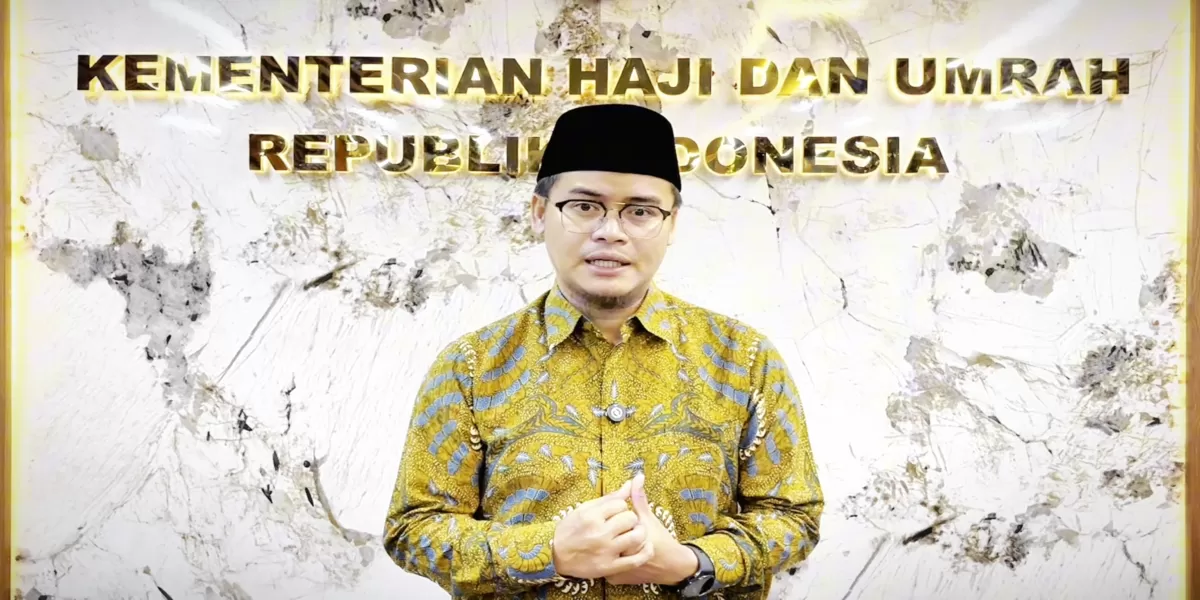 Juru Bicara Kementerian Haji dan Umrah RI, Ichsan Marsha, menyampaikan bahwa proses kepulangan jemaah terus berjalan secara bertahap. (Kalimantansatu.com/Dok. Bakom RI)