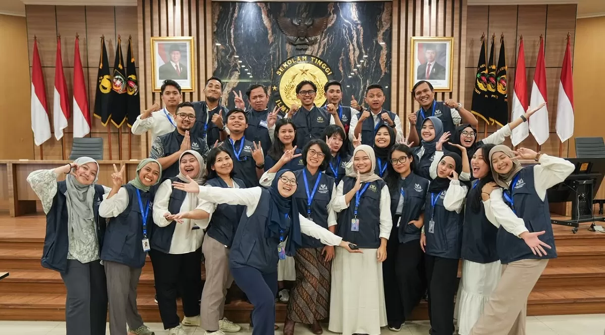Bonus demografi menjadi sorotan utama dalam diskusi, dengan investasi, industrialisasi, dan peningkatan kualitas sumber daya manusia sebagai faktor penentu keberhasilan. (Dok. Dirgayuza)