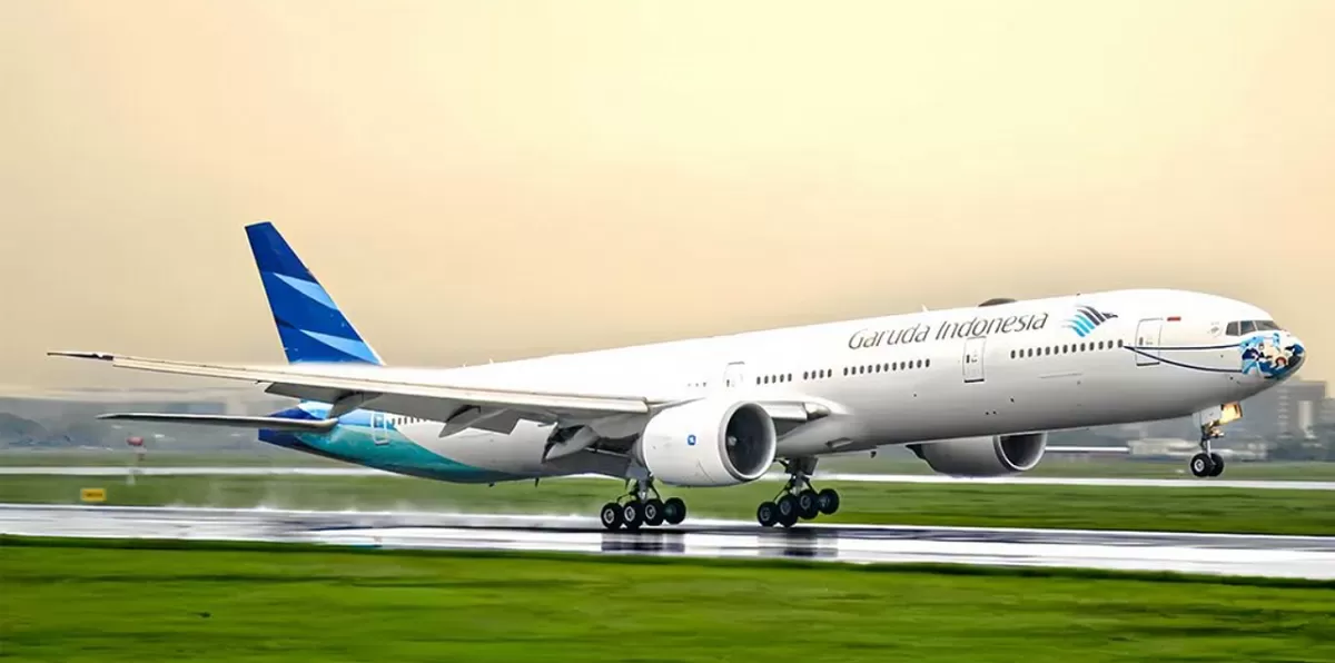 Manajemen Garuda Indonesia menegaskan transformasi korporasi tetap berjalan di tengah pembahasan konsolidasi bersama Pelita Air. (Facebook.com @Garuda Indonesia)