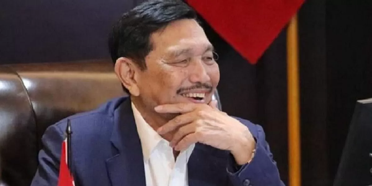 Ketua DEN Luhut Binsar Panjaitan mendorong penguatan sistem digital agar data UMKM, pembayaran, dan administrasi perpajakan dapat terhubung secara lebih efektif. (Dok. Instagram @luhut.pandjaitan)