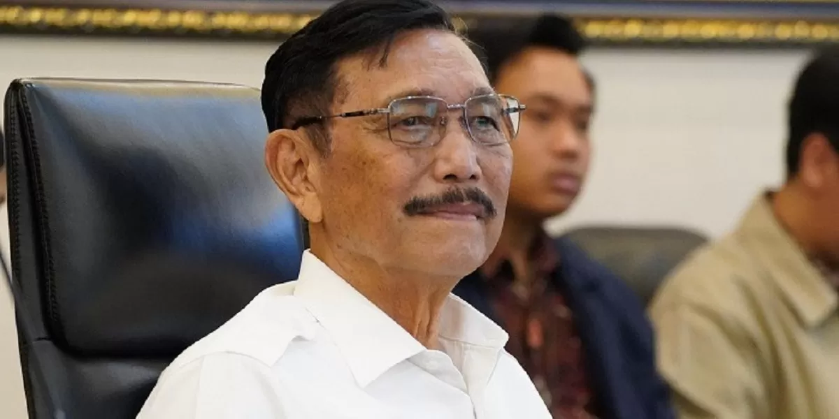 Ketua Dewan Ekonomi Nasional (DEN) Luhut Binsar Pandjaitan menegaskan keberhasilan hilirisasi tidak hanya diukur dari ekspor, tetapi juga manfaat bagi daerah dan masyarakat. (Dok. Instagram @luhut.pandjaitan)