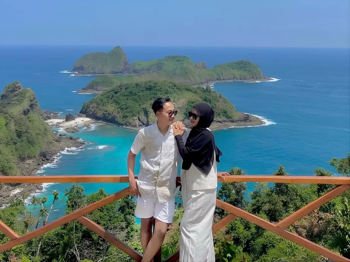 Eksotisnya Pulau Bedil, Destinasi &ldquo;Raja Ampatnya Banyuwangi&rdquo; Ramai Saat Lebaran