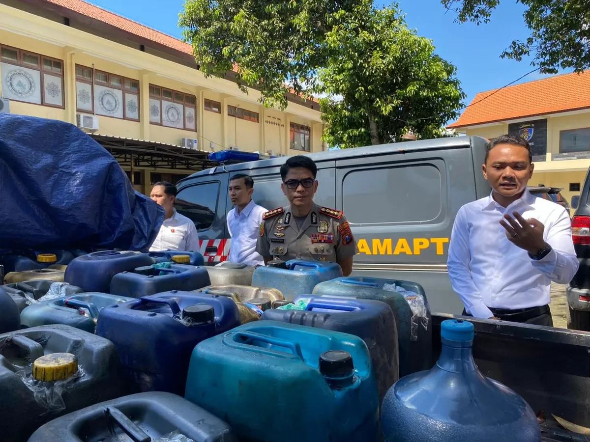 Ratusan Liter BBM Subsidi Barang Bukti Diamankan