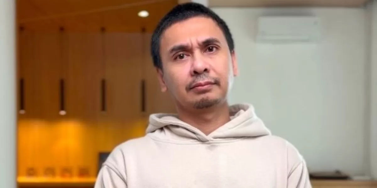 Mengintip penuturan komika, Raditya Dika yang mengungkapkan cara uniknya saat menyajikan konten.  (Instagram.com/@raditya_dika)
