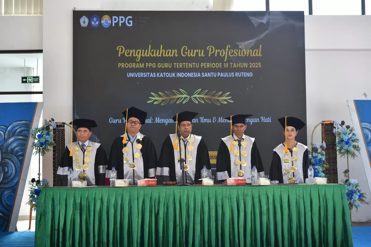 Unika Santu Paulus Ruteng menggelar Pengukuhan Guru Profesional Program PPG Guru Tertentu Periode III Tahun 2025 pada Sabtu (31/1/2026). 