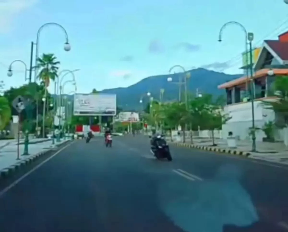 Tangkapan layar Facebook Kamal Dewi